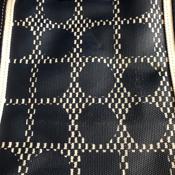 Kate Spade tote - Picture 4 of 13